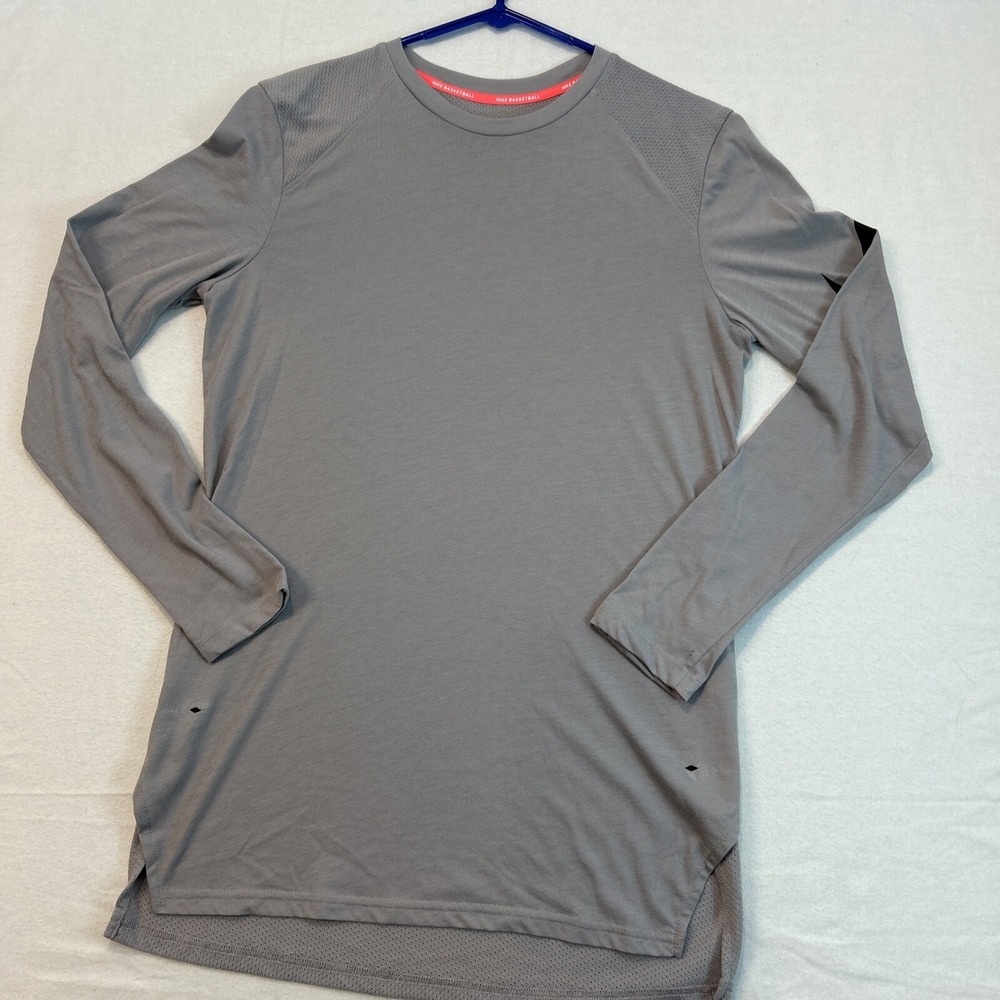 Nike Dri-Fit Basketball Mens Warmup Size Medium Long Sleeve Gray 891601-027